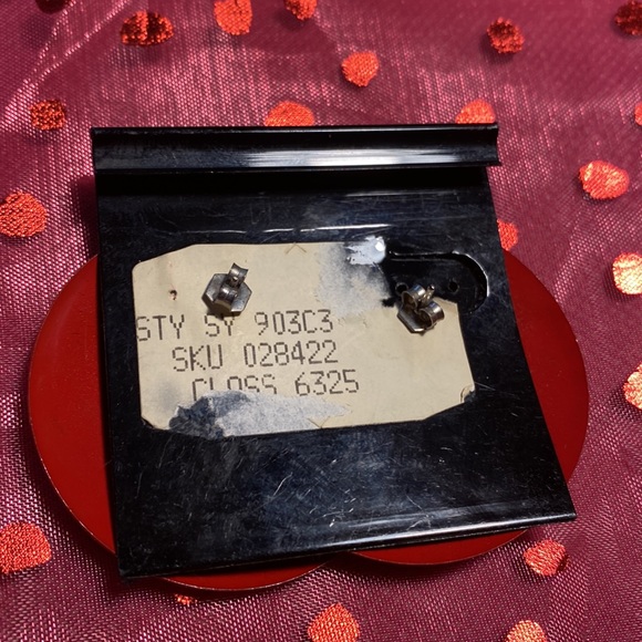 LINDSAY CRAY vintage earrings - Picture 2 of 4